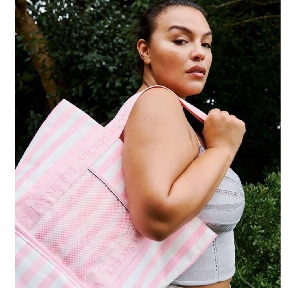 Victoria’s Secret Insulated Cooler Bag NWT